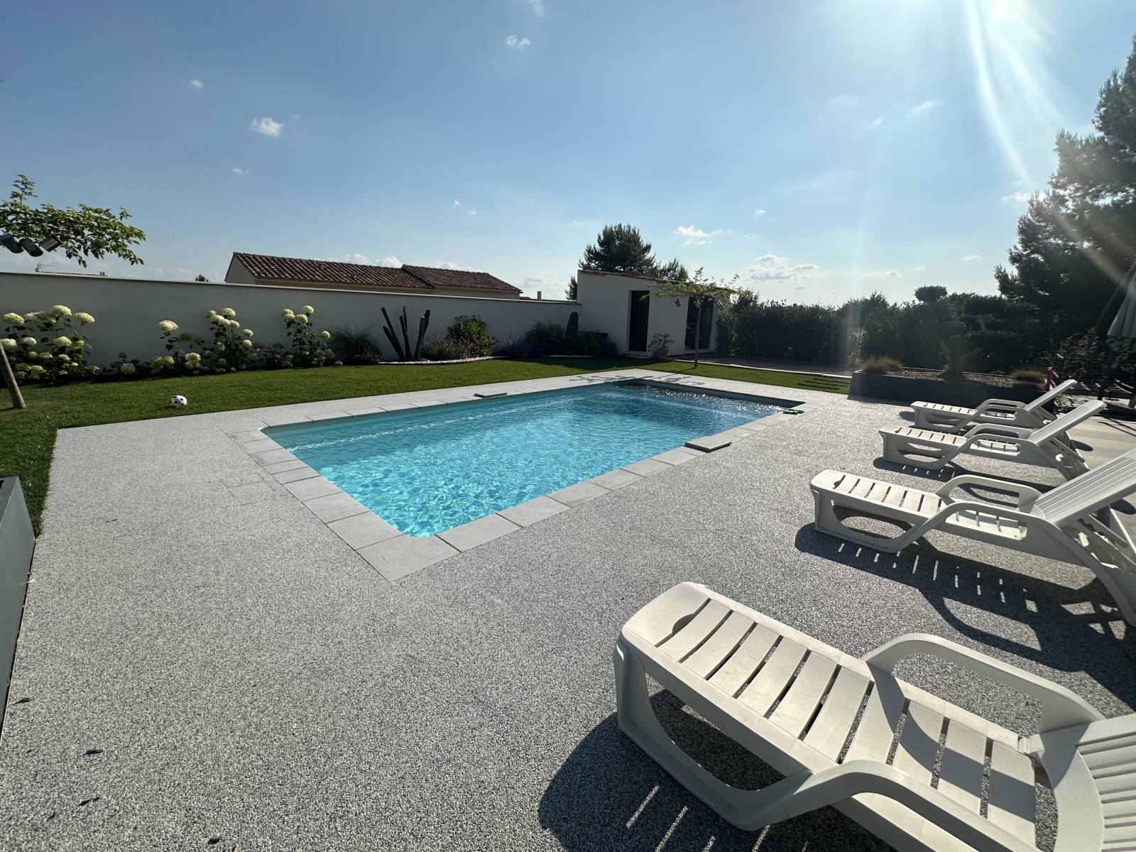 PISCINE IBIZA grise modèle ARIZONA À VINON