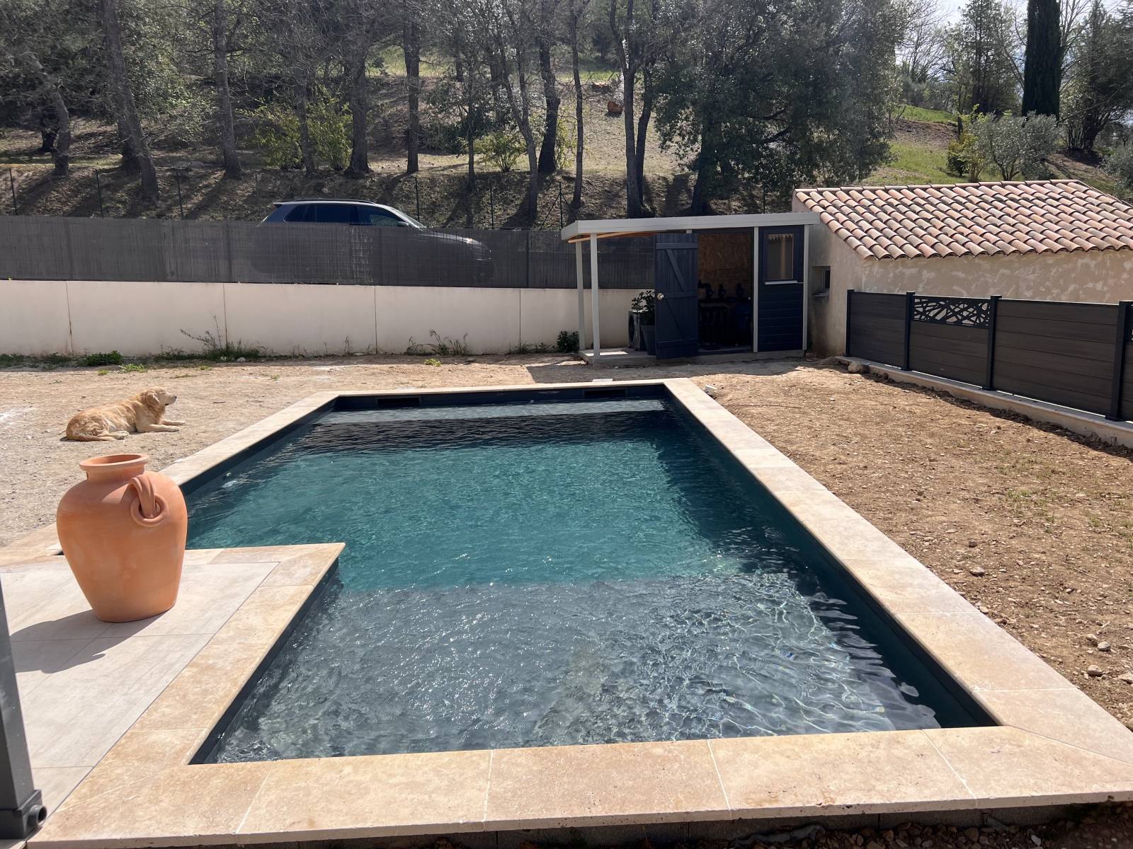 Piscine béton à Gréoux-les-Bains