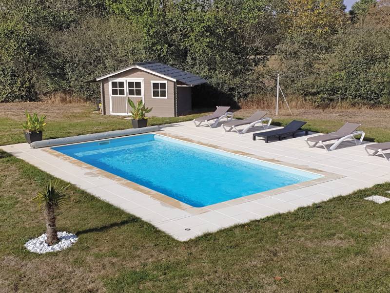 Piscine Ibiza à Pertuis Bahia 1