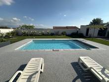 Piscine Coque ARIZONA Vinon sur Verdon avec plage immergée